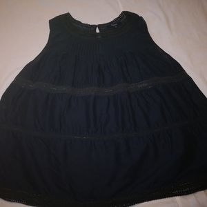 Sleeveless  swing top